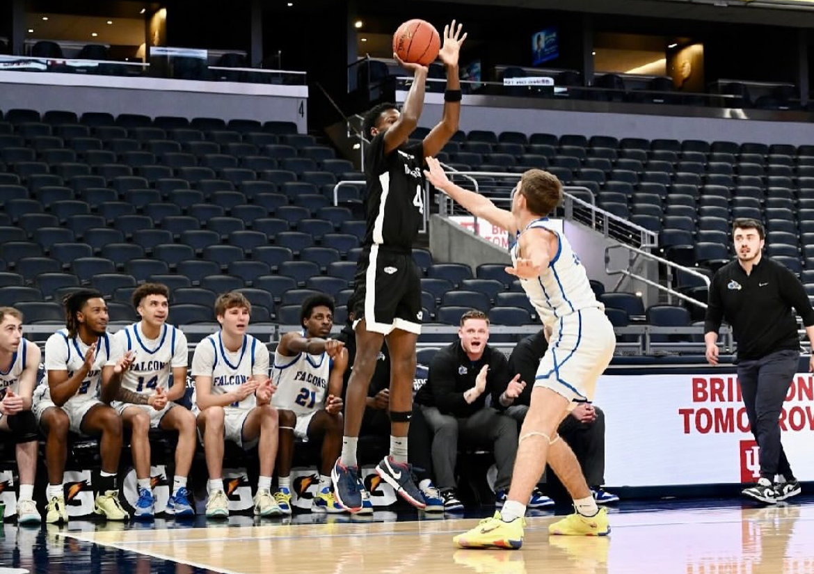 Men's Basketball Opens Season at Prince George's Tournament